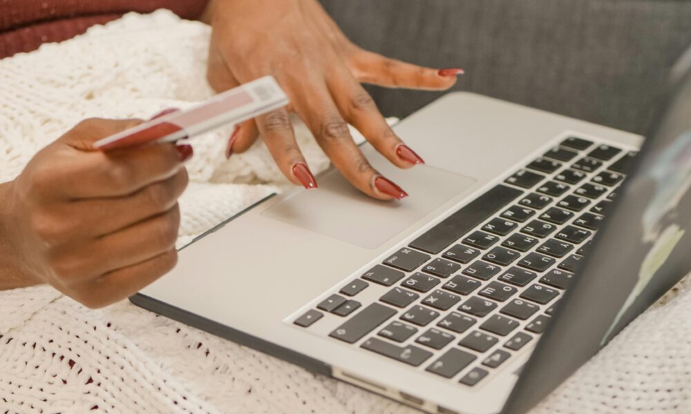 top-10-benefits-of-using-instant-virtual-cards-for-online-payments