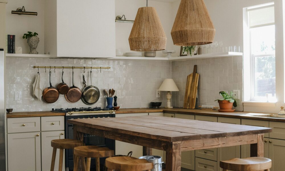 why-greek-flatbread-deserves-a-spot-in-your-kitchen